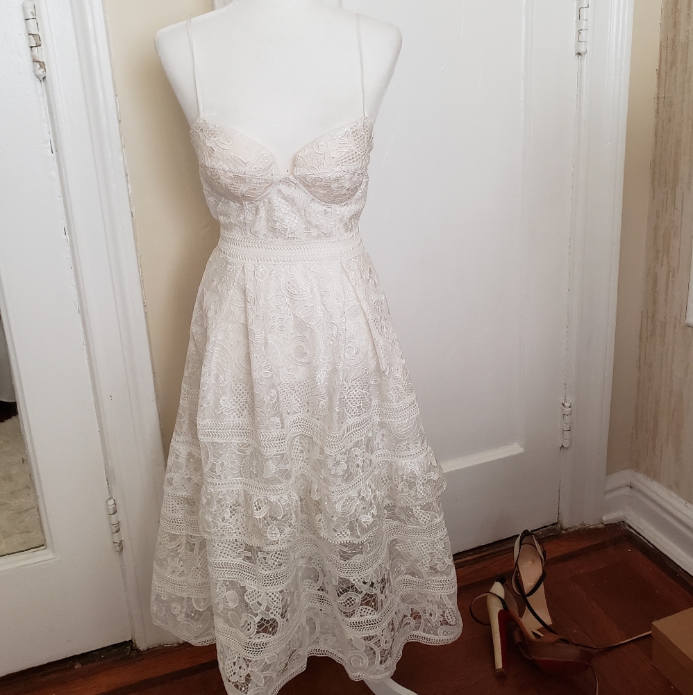 Lariste by Amy for fashion Nova white dress NWOT